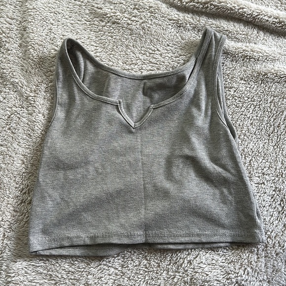 Tops - tank top